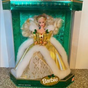 NIB 1994 Happy Holiday Barbie Special Limied Edition